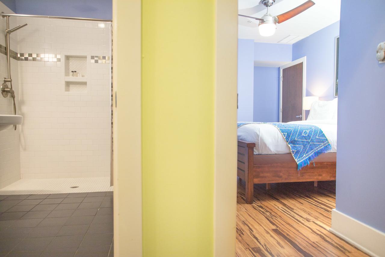 York Street Condo 202 - Two-Bedroom Savannah Bagian luar foto